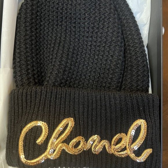 CHANEL Cashmere Black Beanie 22A - Picture 2 of 3